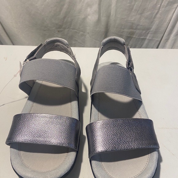 Jambu gray leather sandals with Velcro heel strap various sizes all NWT - Picture 2 of 7